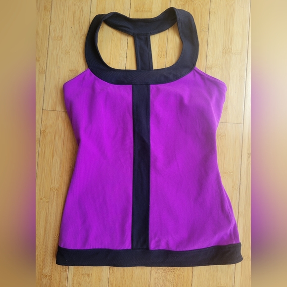 Zobha Purple and Black Athletic Top - Picture 1 of 5